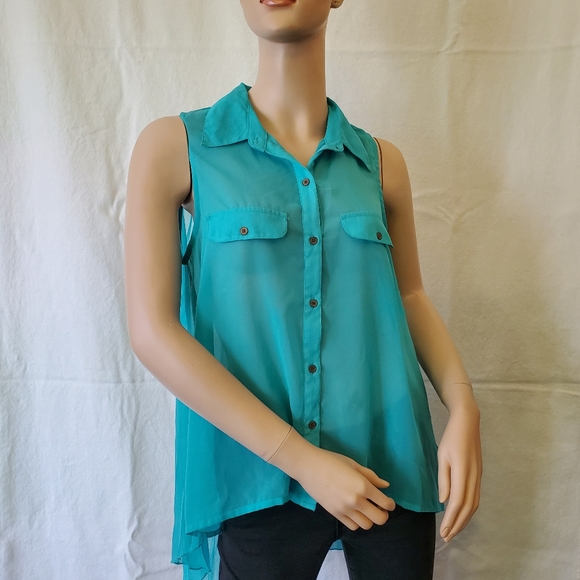 Eyelash Couture Sheer Button Down Tops- Set of 2 - Picture 5 of 16